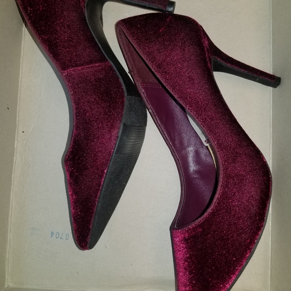 Apt.9 Heels - Picture 2 of 4